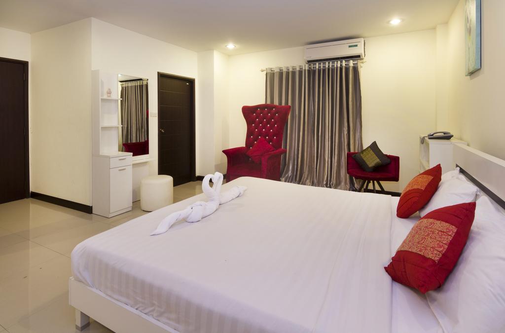 Royal Q & D Suites باتايا المظهر الخارجي الصورة