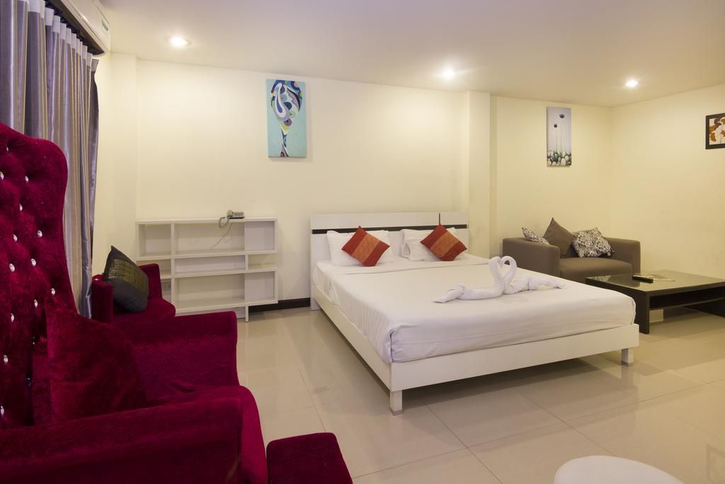 Royal Q & D Suites باتايا المظهر الخارجي الصورة