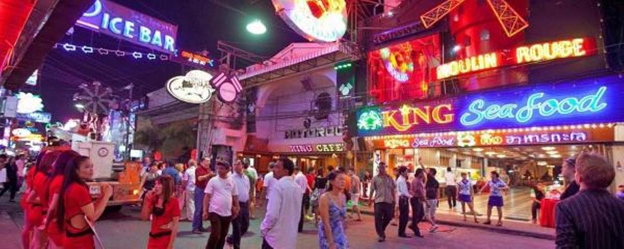 Royal Q & D Suites باتايا المظهر الخارجي الصورة