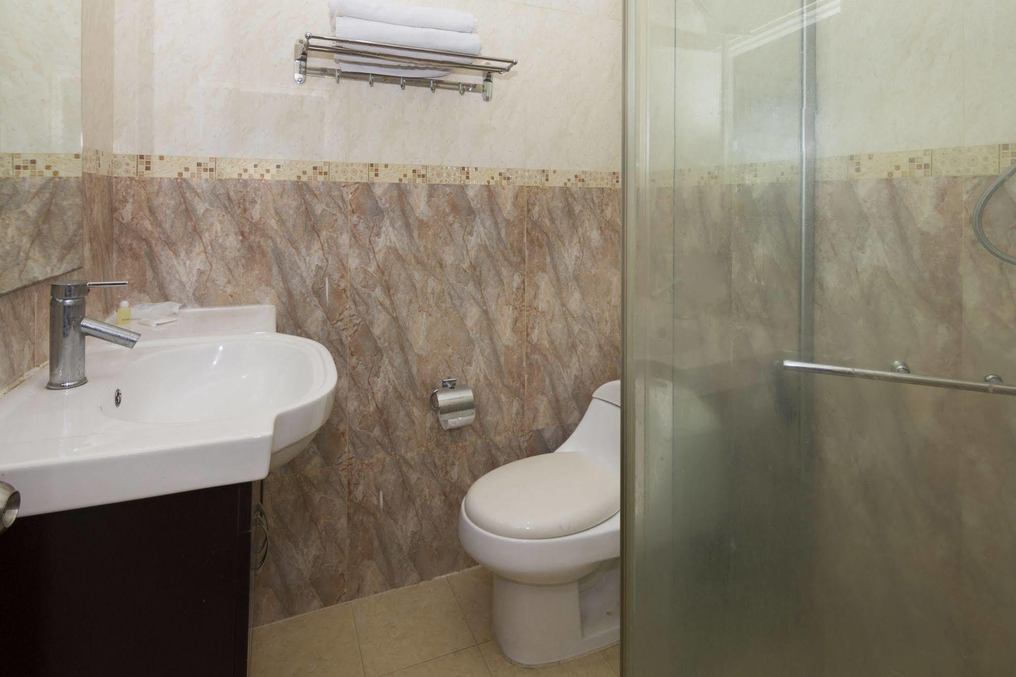Royal Q & D Suites باتايا المظهر الخارجي الصورة